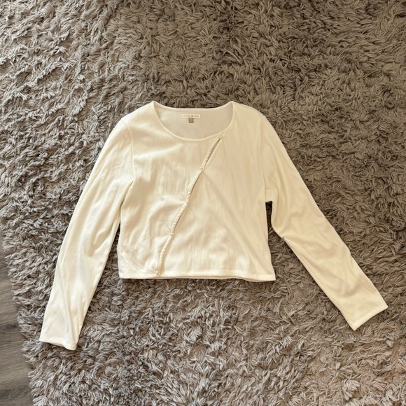 Backyard Roses - Charlotte Top - Picture 4 of 5